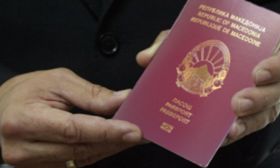 Τα Σκόπια παρήγγειλαν 240.000 διαβατήρια με «Δημοκρατία της Μακεδονίας»
