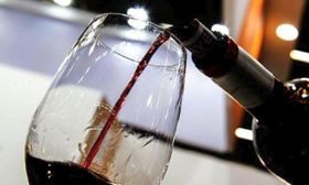 Κιλκίς: Έκλεψαν 300 φιάλες κρασί από οινοποιείο