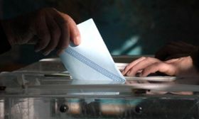 Δημοσκόπηση: Στο 6,9 η διαφορά ΝΔ - ΣΥΡΙΖΑ για τις ευρωεκλογές
