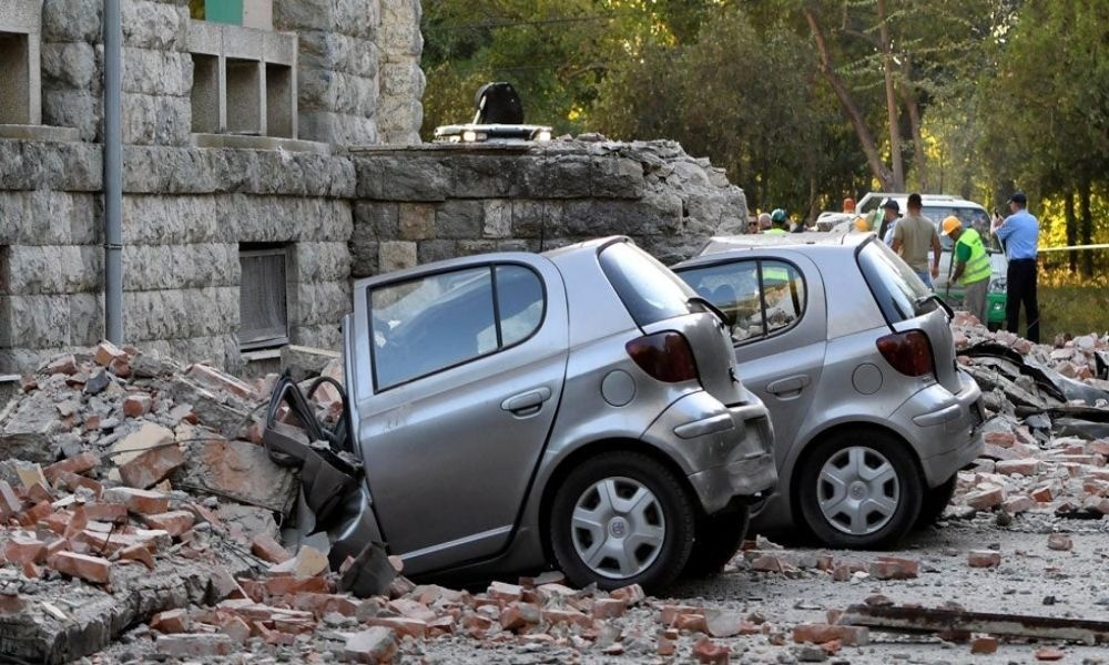 Δεκάδες τραυματίες, ζημιές σε κτίρια και πολυκατοικίες!