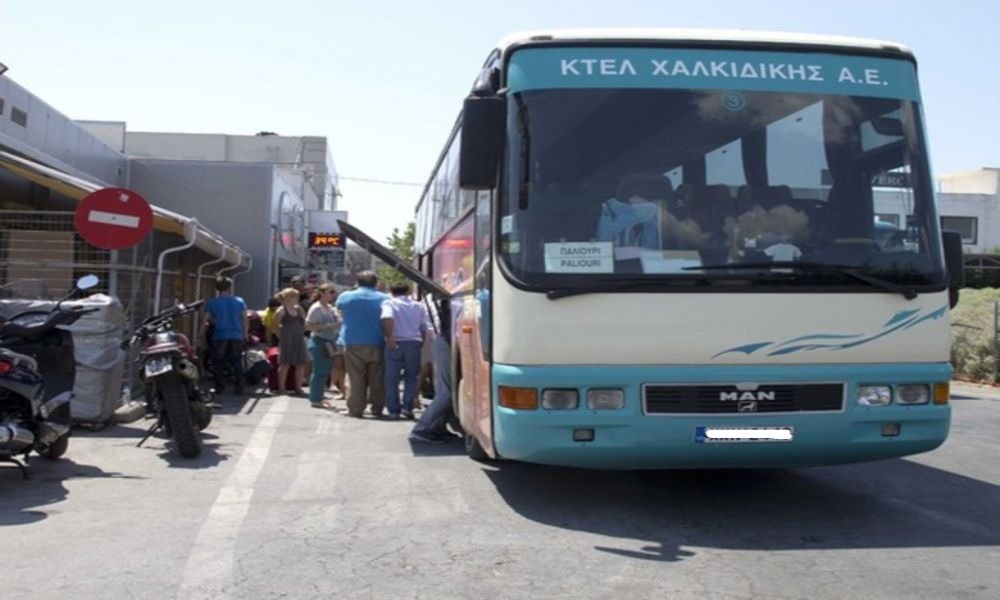 Χαλκιδική: Σύγκρουση φορτηγού με λεωφορείο του ΚΤΕΛ που μετέφερε μαθητές!