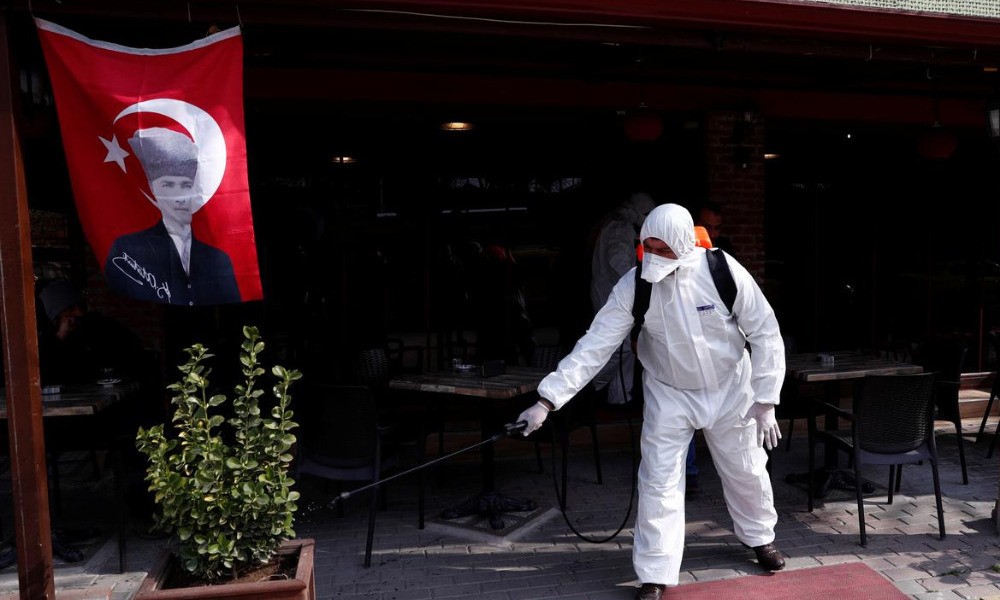 Τουρκία: 126 νεκροί σήμερα από κορωνοϊό