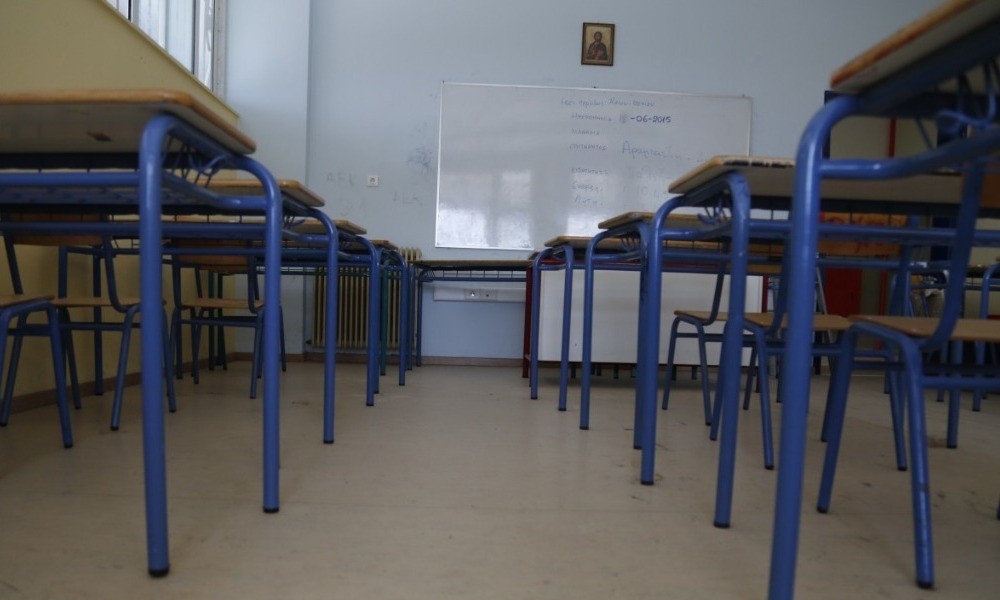 Σήμερα οι ανακοινώσεις Κεραμέως για τα σχολεία
