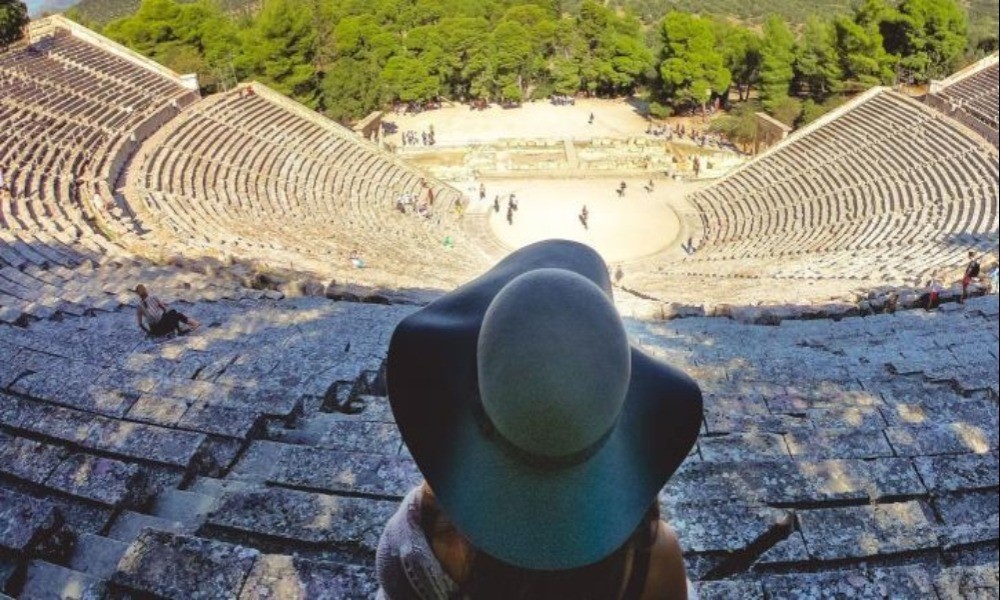 Ψήφισμα για ενίσχυση της κυβέρνησης σε όλους τους εργαζόμενους στον πολιτισμό